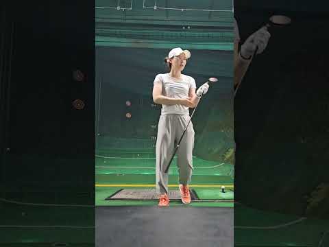 착! 붙는 ? 드라이버 유틸 무편집본 #golf #인도어  #드라이버스윙 #유틸스윙 #골프 #골프스윙